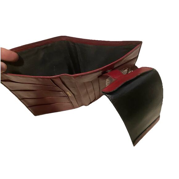 Castello Passport Holder Red Soft Calf Leather Credit Card ID Organizer Wallet - Picture 6 of 7